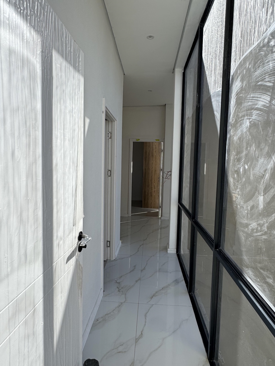 4 Bedroom Property for Sale in Sandown Western Cape